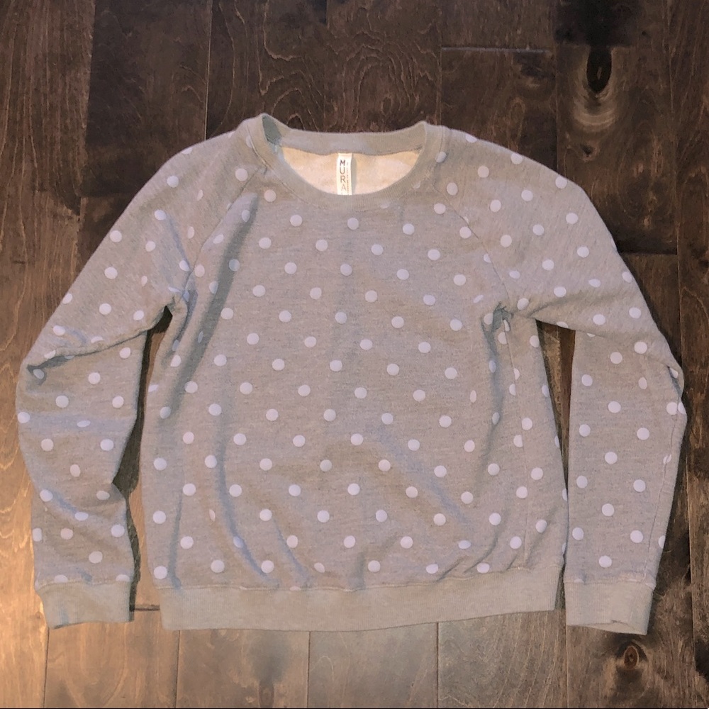 Sweatshirt